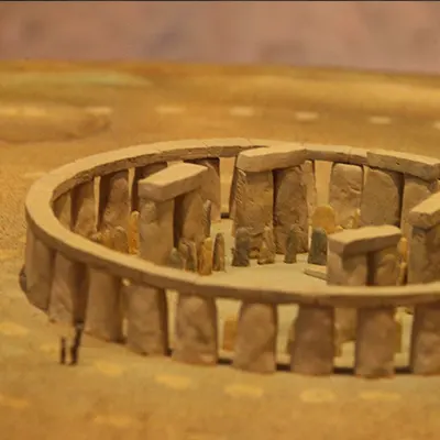 MAQUETA DE STONEHENGE